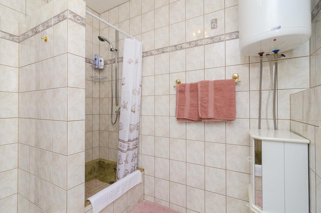 Apartment Nadine Okuklje Bagian luar foto